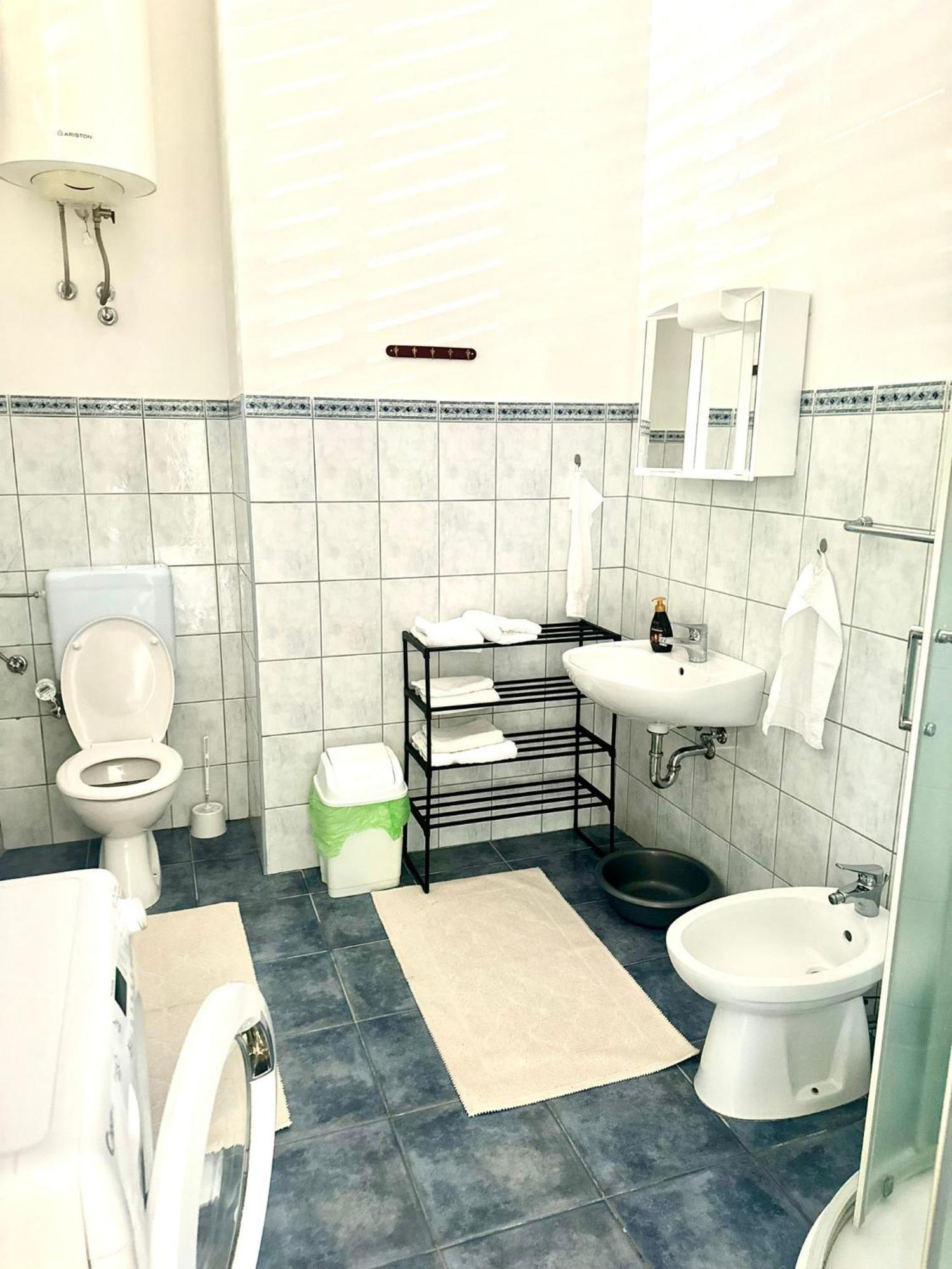 Location Downtown & Bacvice Leilighet *