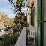 Top Location Downtown & Beach Bacvice Apartment